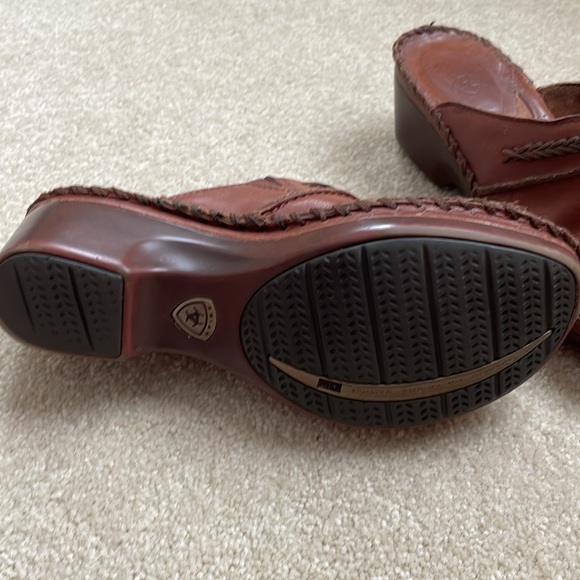 Sandals - Picture 3 of 3